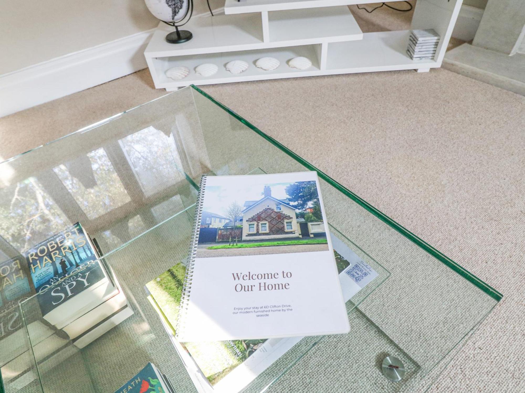 6D Clifton Drive Villa Lytham St Annes Bagian luar foto